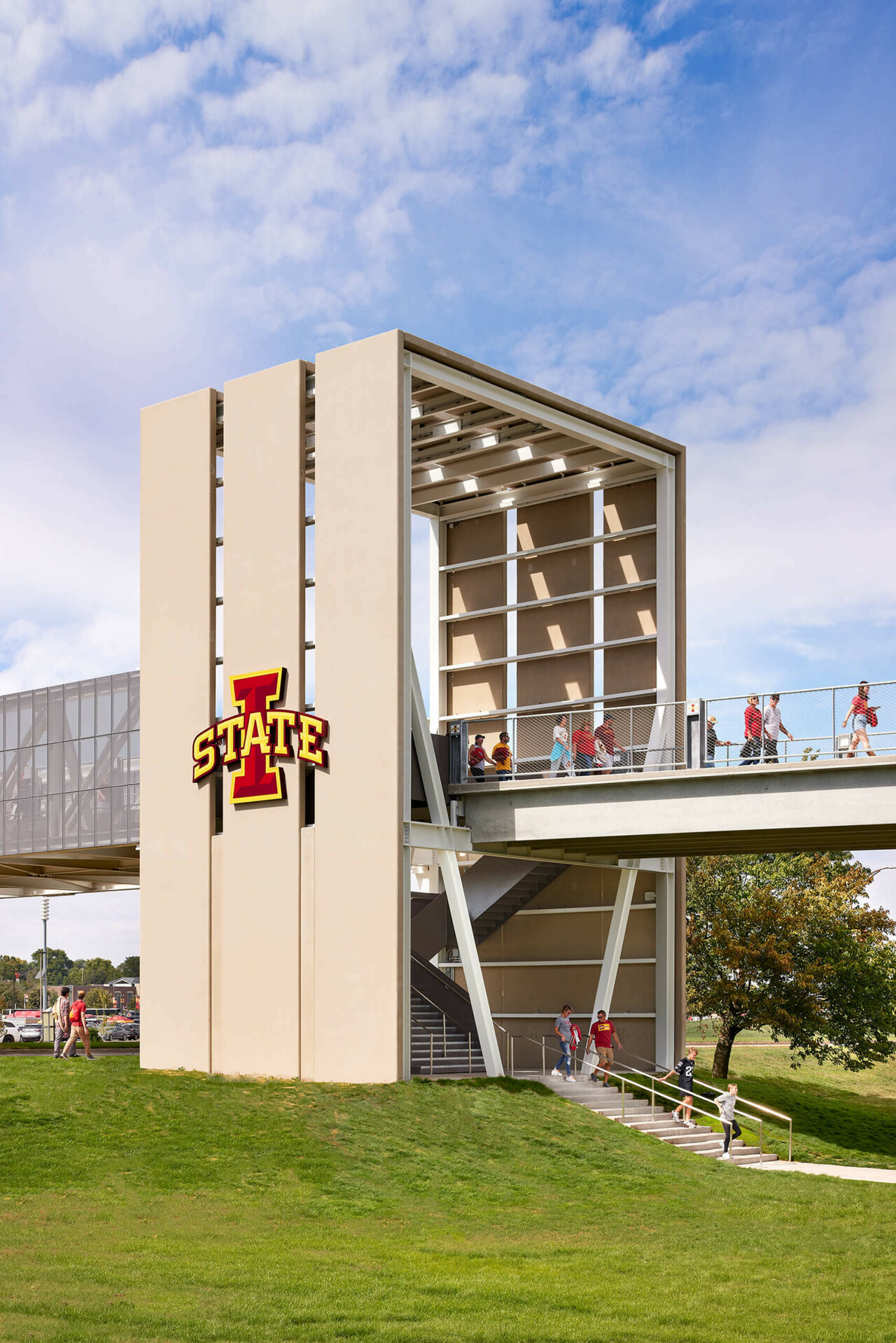 Iowa State University East Gateway Pedestrian Bridge – Substance Architecture