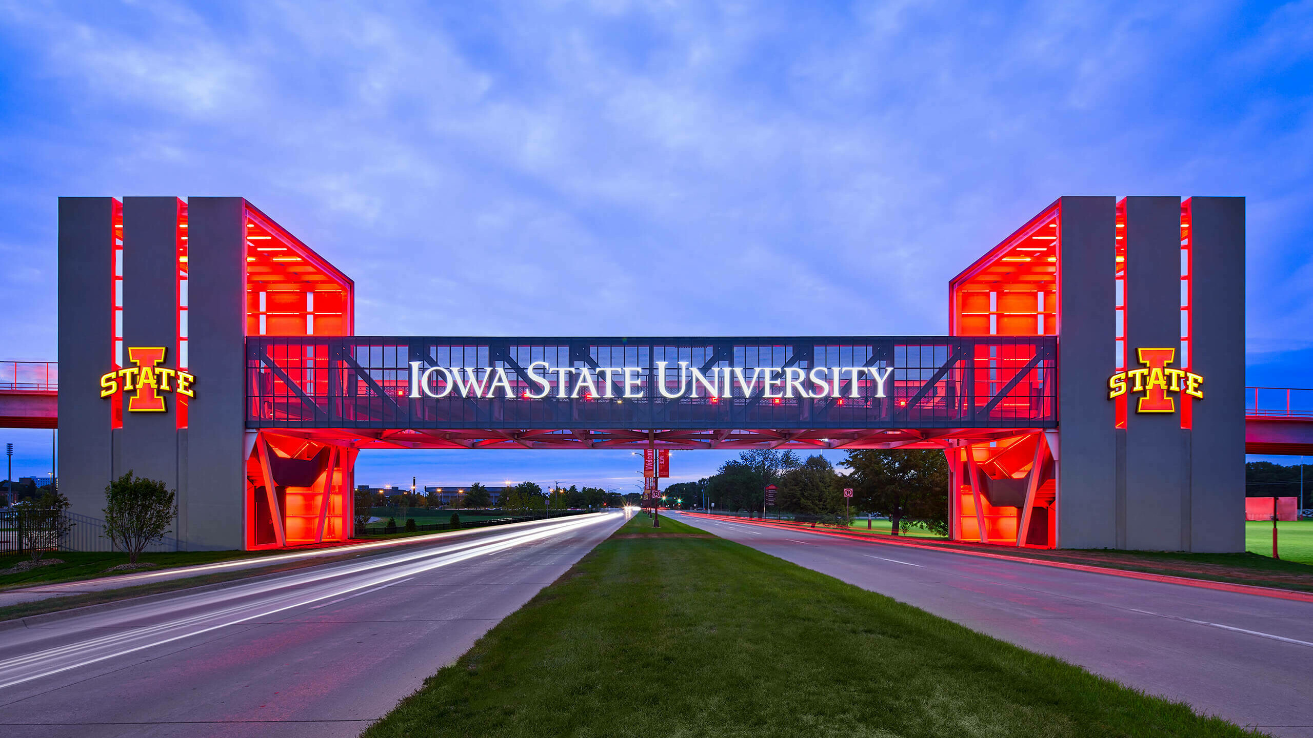 Iowa State University East Gateway Pedestrian Bridge – Substance Architecture