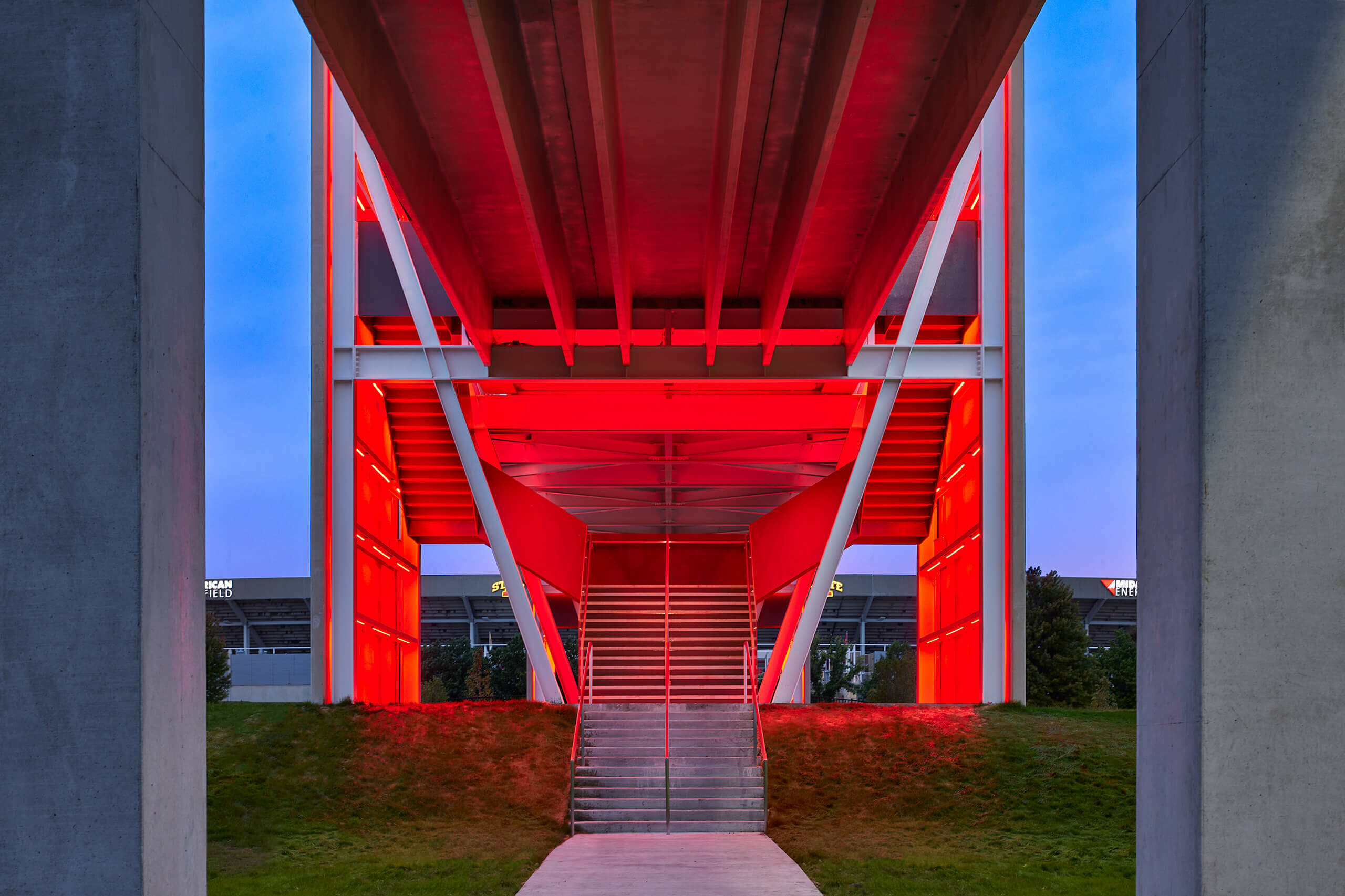 Iowa State University East Gateway Pedestrian Bridge – Substance Architecture